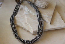 Load image into Gallery viewer, 5 Strand Navajo Pearl Necklace