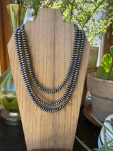 Load image into Gallery viewer, Navajo Pearls