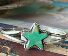 Load image into Gallery viewer, Star cuff