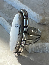 Load image into Gallery viewer, L. Yazzie White Buffalo Ring