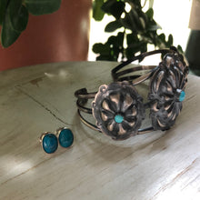 Load image into Gallery viewer, Pretty Repose Bracelet